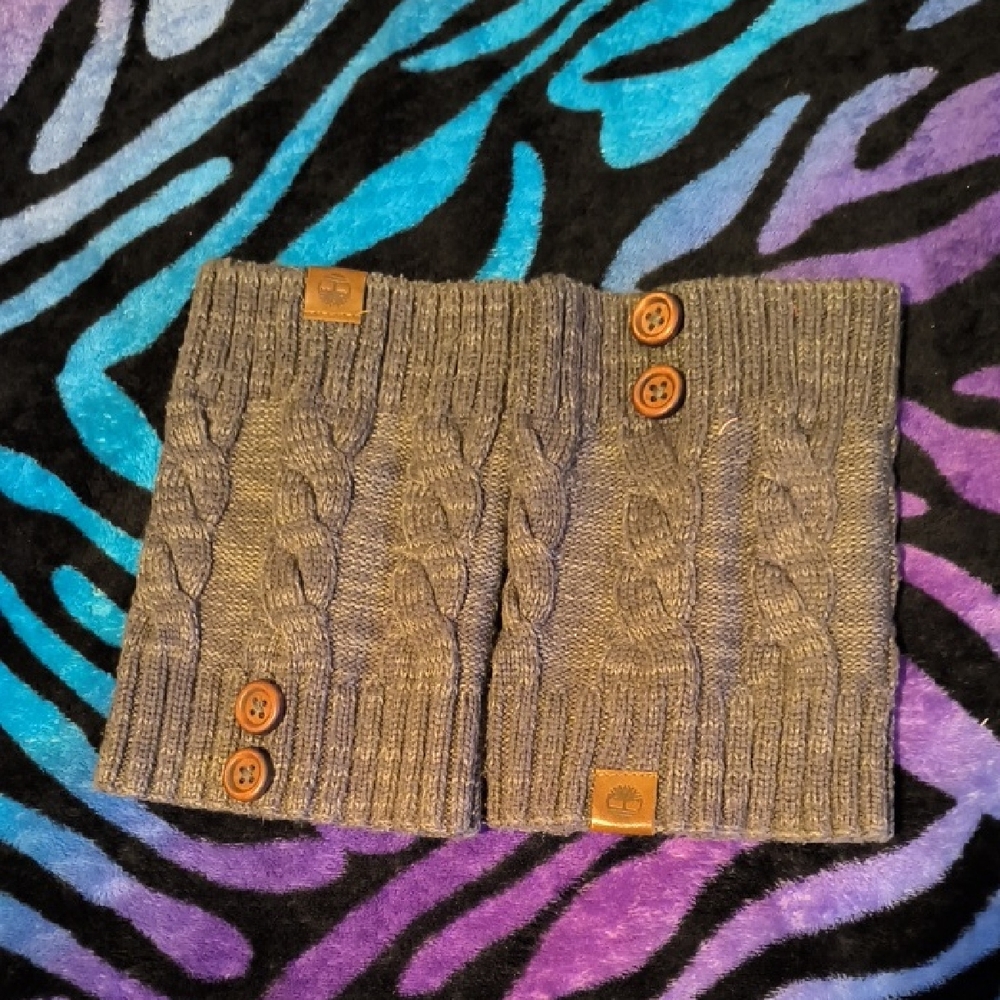 Cozy Gray Cable Knit Fingerless Gloves